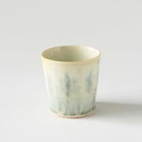 鈴木まどか　彫花紋コップ