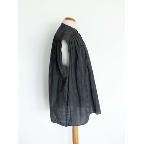 TOUJOURS Pleated Sleeveless  Long Shirt [ Ink Khaki]