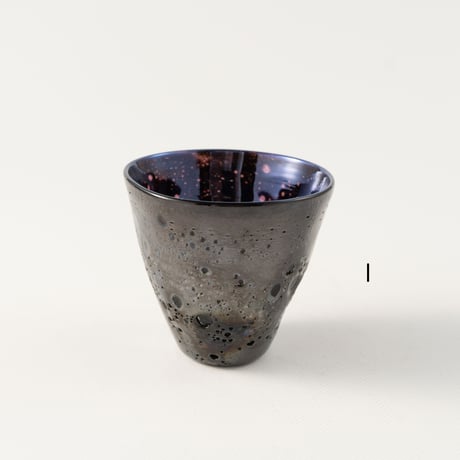 吉岡星　Black Meteor -ぐい呑-
