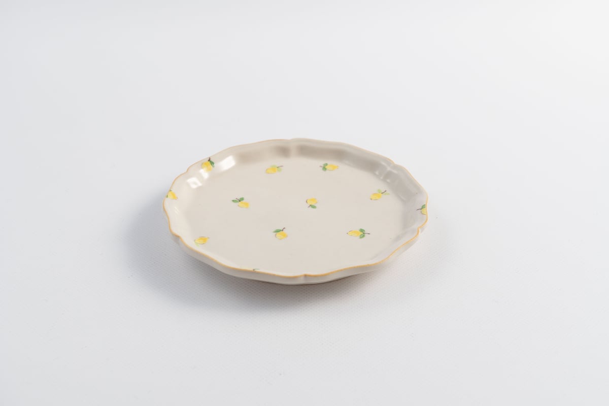 阿部慎太朗 花形細リムまめ皿（檸檬） | ぶどうのたね