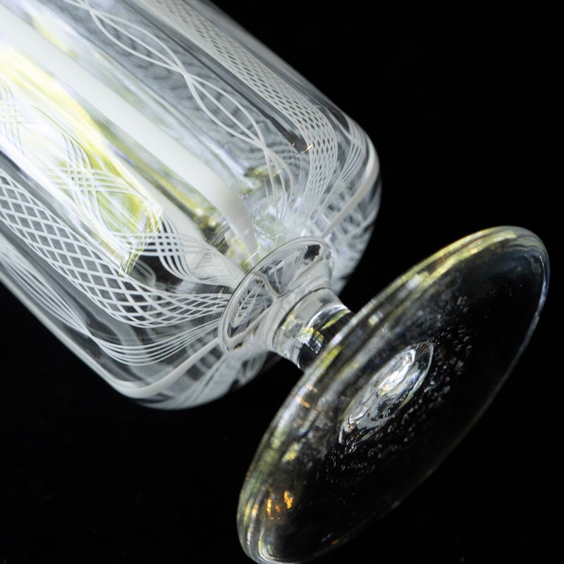 葡萄と葉のデザイン ガラスの器　2個セット 東洋佐々木ガラス 葡萄酒グラスセット 薄づくり 東洋佐々木