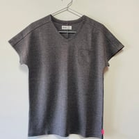 Waffle&Co.  EASY POCKET V-NECK T-SHIRTS