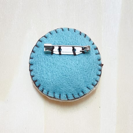 まるまる刺繍ブローチH