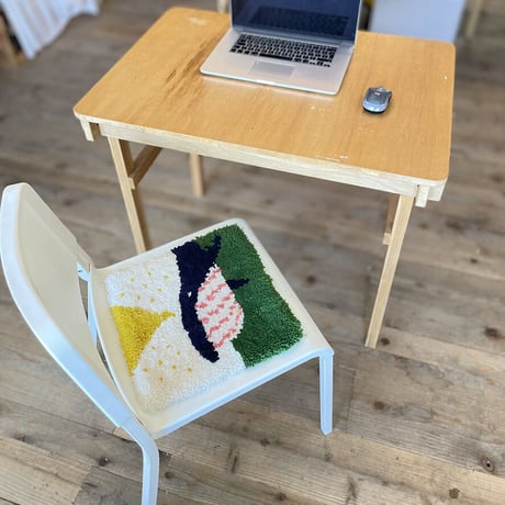 Chair rug (whale)