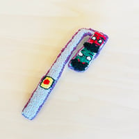 信号機おじさんブローチ