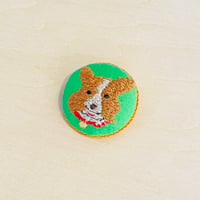 まるまるブローチ（コーギー）