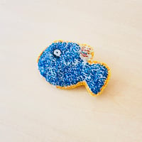 サカナのブローチ
