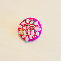 まるまるブローチ（flower petal）