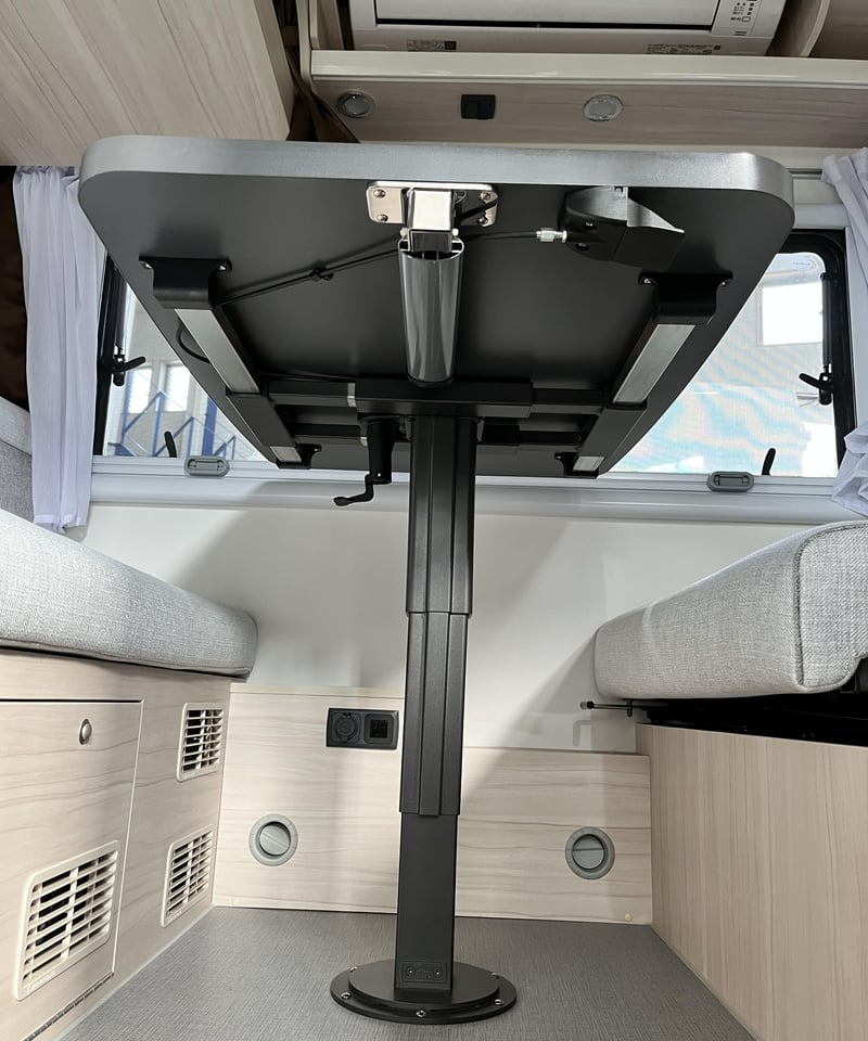 イラーテーブル イルス製 テーブル脚 (回転式) | lac-rv-center