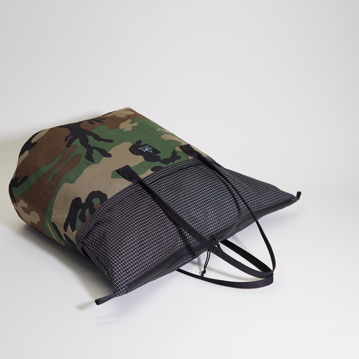 TOOL ツアーT Mサイズ tool tote+ 「 Zipper 」 | +++(the)lightsewingmachine