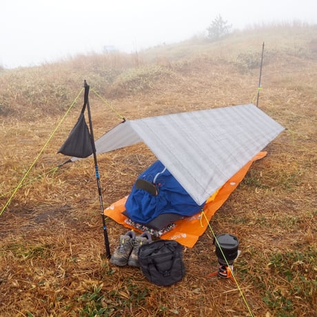 Trapezoid tarp - Minimalism -