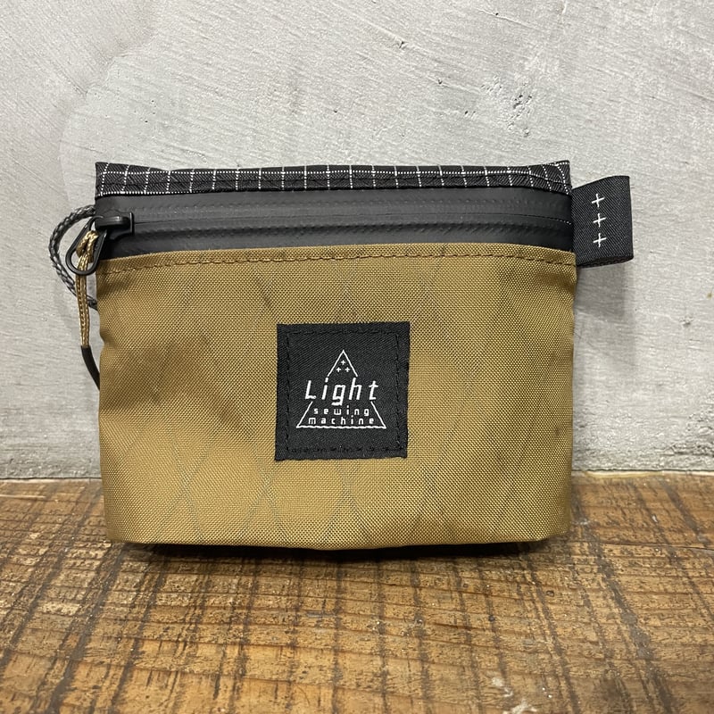 SWALLOW!（飲み込んでやる！） | +++(the)lightsewingmachine