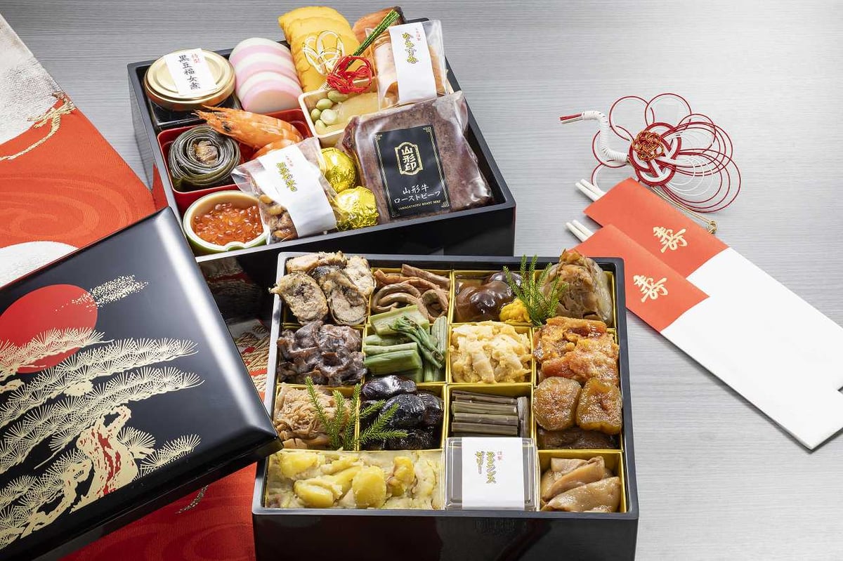 玉貴特製 新春おせち2段重】 | tamaki.store