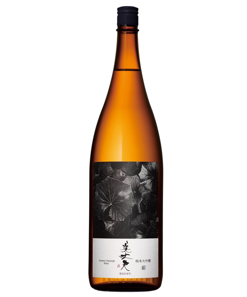 獺祭　純米大吟醸45。1800ml。美丈夫 純米大吟醸 鄙 1800ml。 Amazon.co.jp: 獺祭(だっさい) 純米大吟醸45 1800ml : 食品