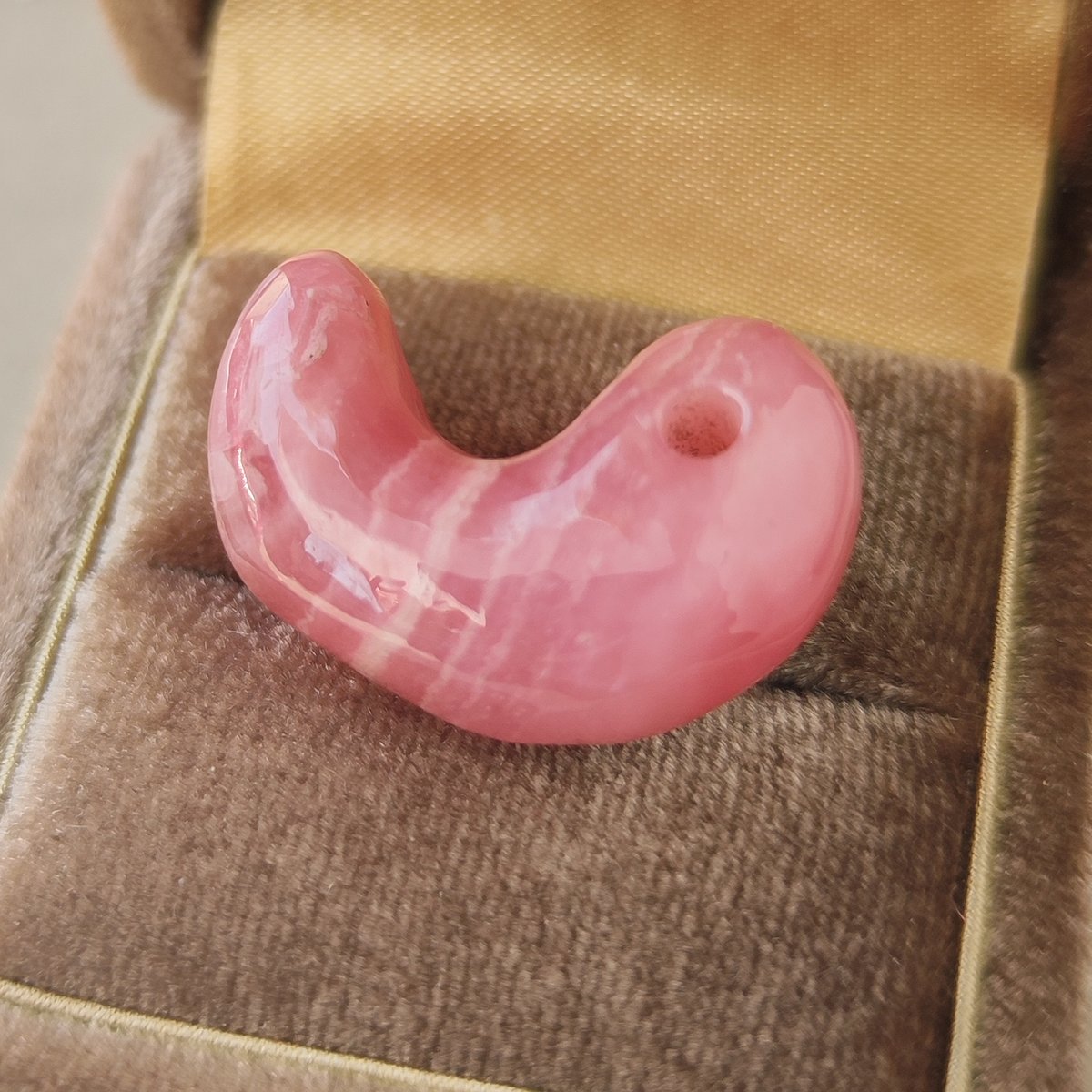 勾玉（北海道インカローズ） 🐥🐉【最高品質】北海道余市稲倉石鉱山産インカローズ(ロード