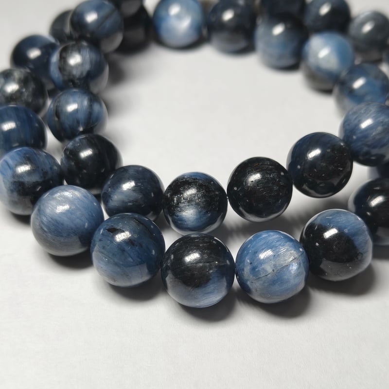 ブルー×ブラックキャッツアイカイヤナイト10mm台/脱依存、霊性