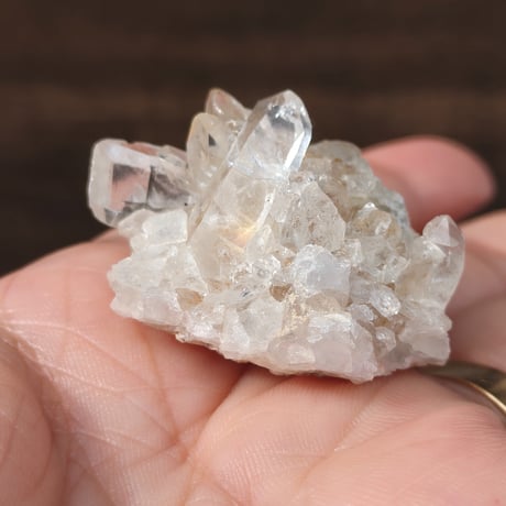 貫入、内包あり幻の水晶山梨県乙女水晶丸玉41mm 貫入、内包あり幻の水晶山梨県乙女水晶丸玉41mm 国産水晶 |