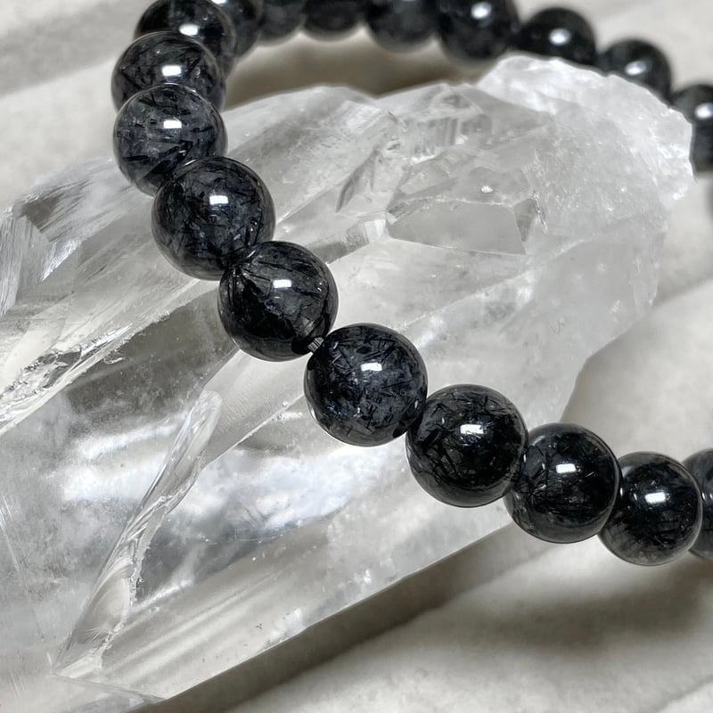 ブラックトルマリンインクォーツ 原石 天然石 パワーストーン 厄除け 魔除け 楽天市場】ブラック トルマリン イン クォーツ ブレスレット