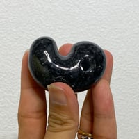 🐥🐉【希少/高品質】糸魚川黒翡翠勾玉/魔除け、邪気払い、霊性、五徳