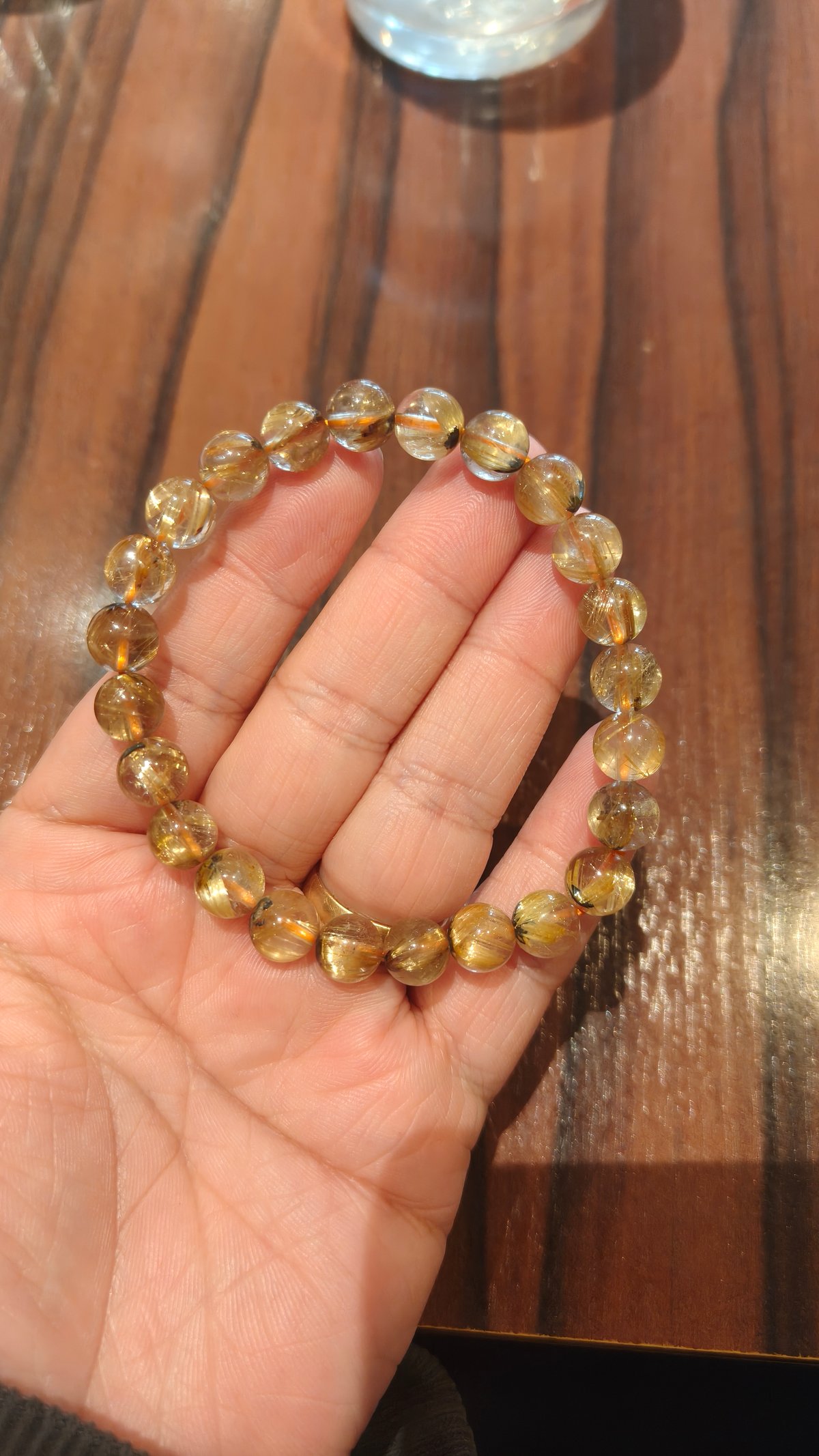 📹️【高品質】V字太陽放射タイチンルチルクォーツ/恋愛運、金運、仕事