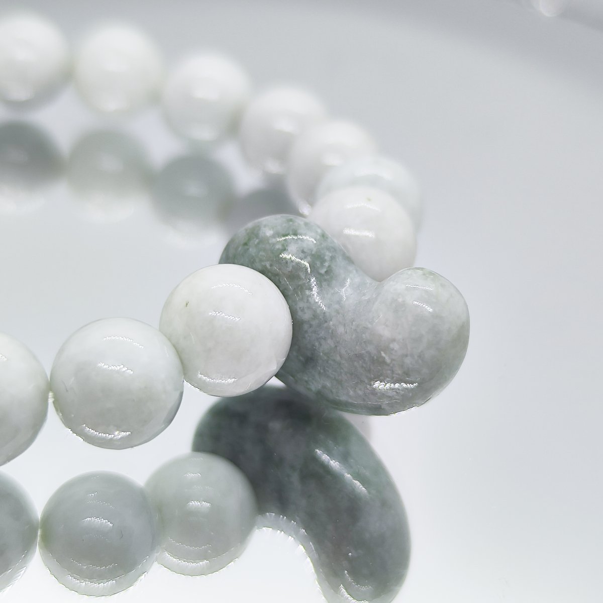 希少/最高品質】糸魚川翡翠ブレスレット(透過)/成功、繁栄、霊性