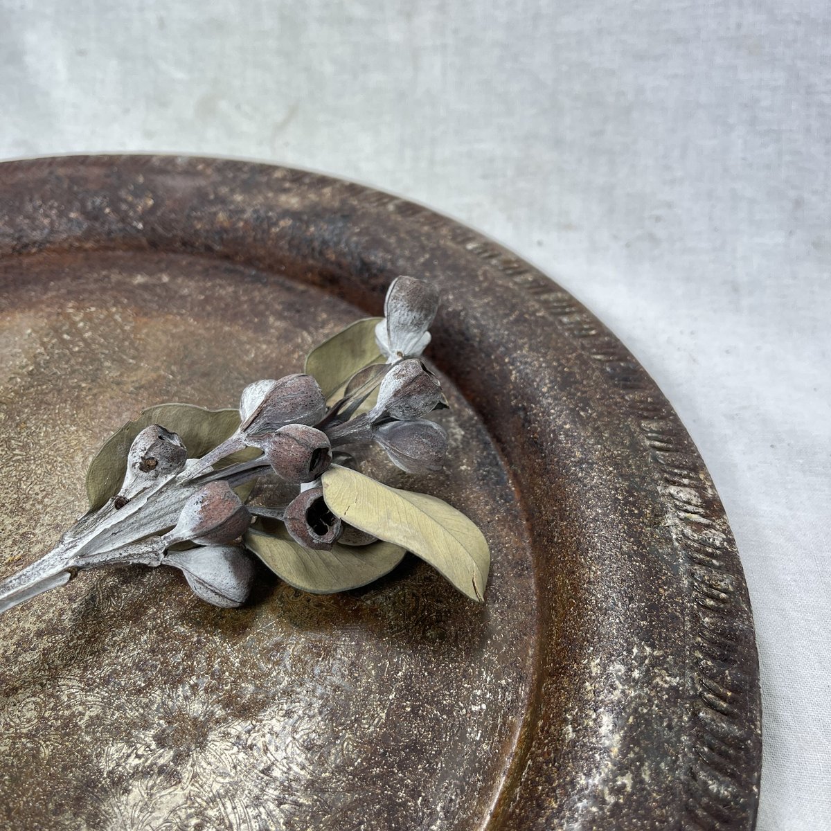 アイアンの錆びたトレイ ジャンキー | MAREBITO