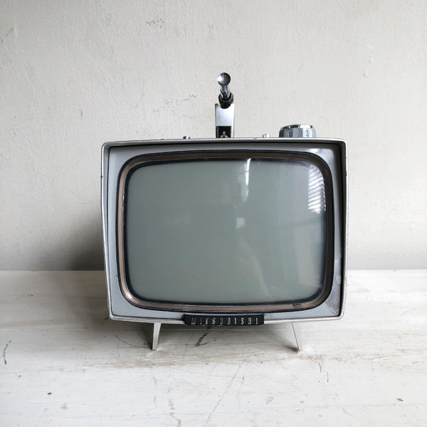三菱 昭和レトロテレビ ジャンク品 動作未確認 インテリア向け」. Ln246 三菱 昭和レトロテレビ ジャンク品 動作未確認 インテリア向け