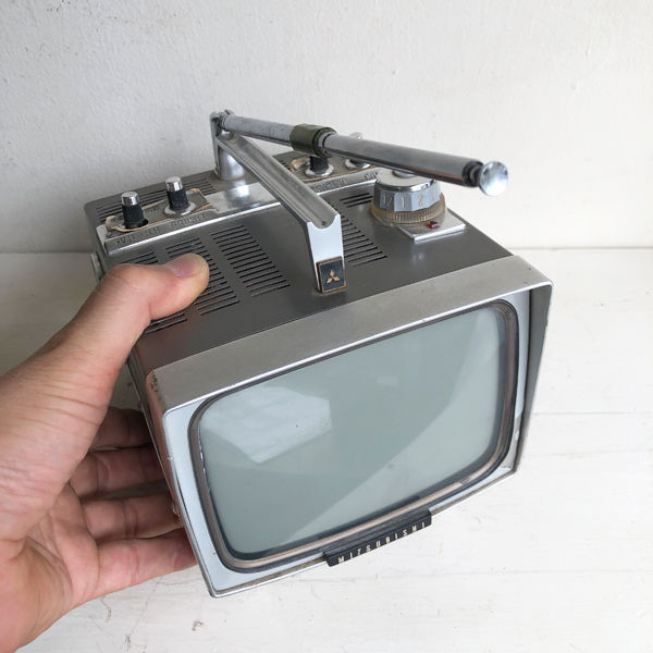 三菱 マイクロテレビ MODEL 6P-125 車載 持ち運び ミニテレビ 昭和 三菱テレビ MODEL 6P-125 ジャンク | MAREBITO