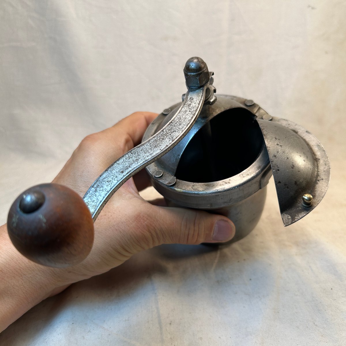 プジョー コーヒーミル G1○メタリック○Peugeot G1○1950 - 1952 | M