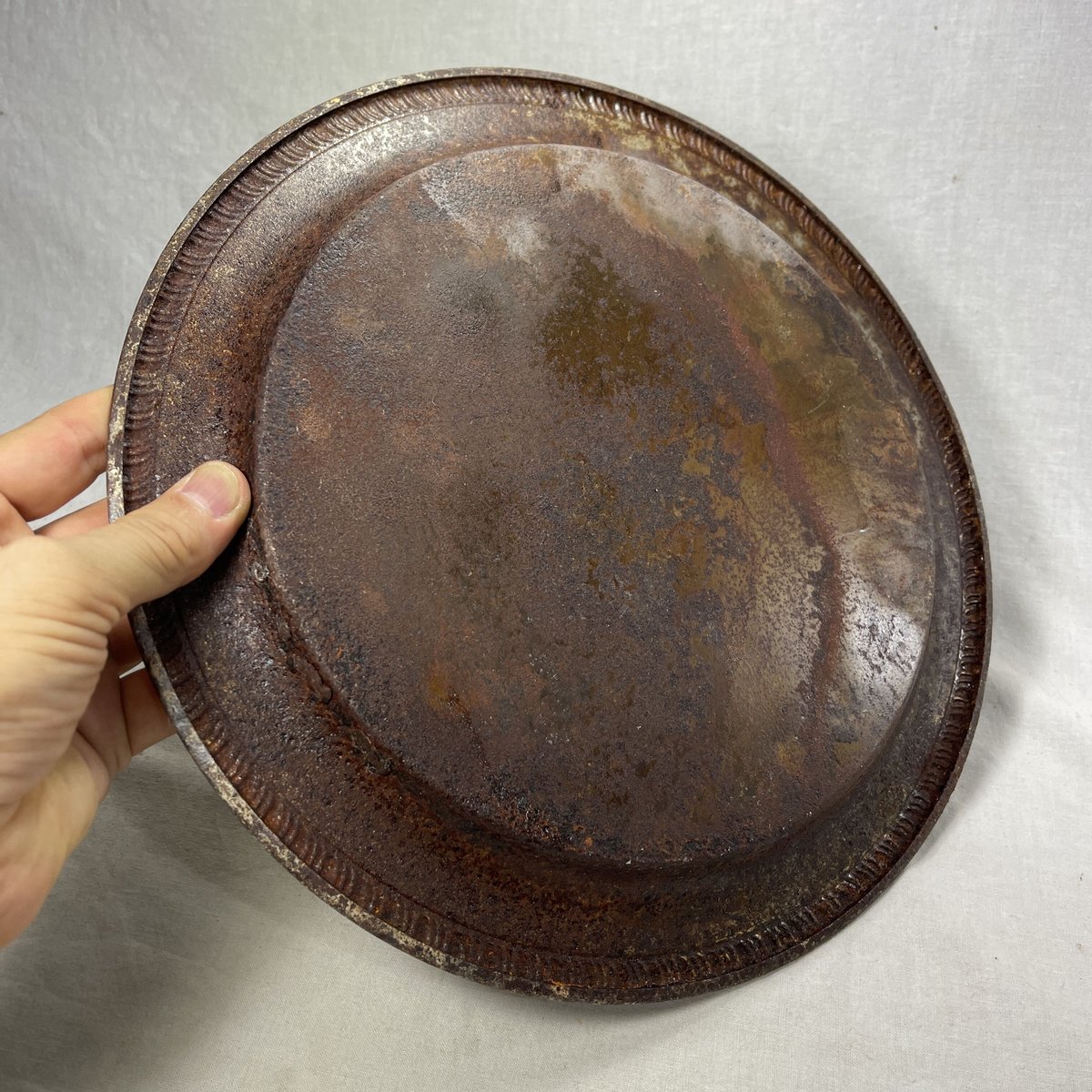 古い 錆びた トレイ オブジェ 古道具 アンティーク トレー Amazon｜ブラス オーバルトレイ ラスティック 錆加工 サビ 真鍮