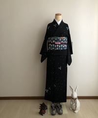 豆千代モダン 訪問着「薔薇と蝶のワルツ」パール Lサイズ | 六識哉