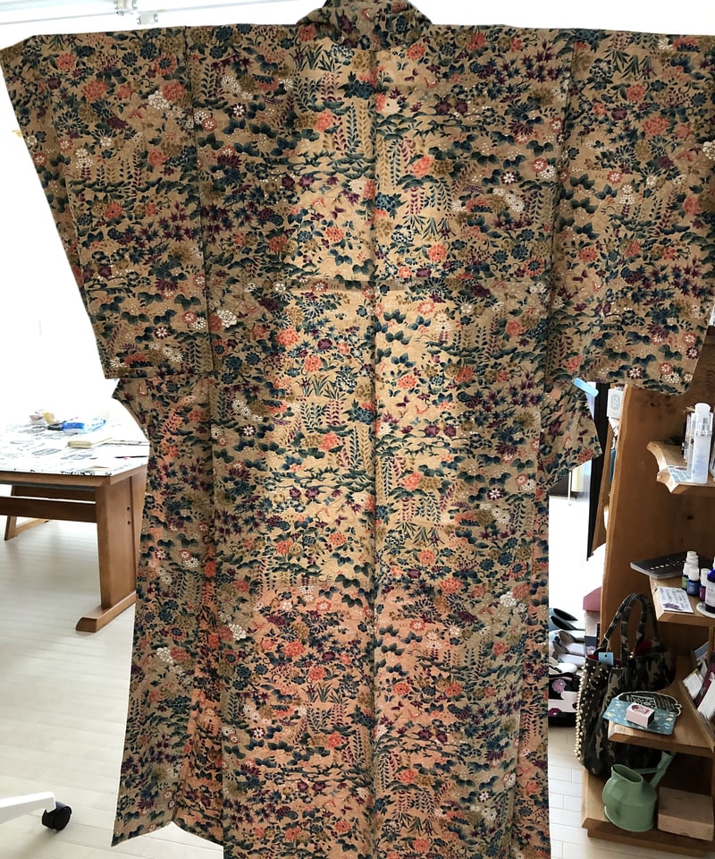 別誂小紋正絹単衣未使用しつけ付き創作品 絵羽小紋 糸目友禅染め小紋袷 未着品 洒落着物 逸品着物【新古品
