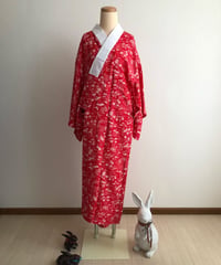 豆千代モダン 訪問着「薔薇と蝶のワルツ」パール Lサイズ | 六識哉