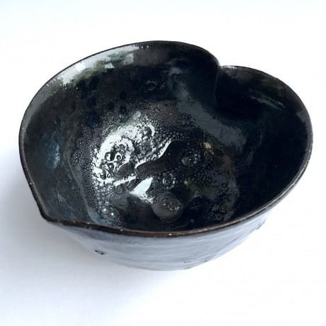 609   猪目茶碗　油滴天目　土モノ　11.9×6.5cm