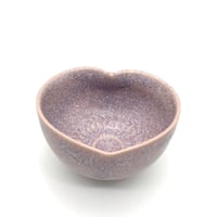 649 猪目茶碗　紫苑珊瑚　11.4×6.7cm