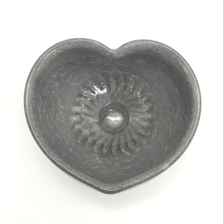B23 猪目茶碗　薄氷(うすらい)　13.4×9.0cm