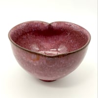 B59 猪目茶碗　貝紫　13.7×8.8cm