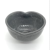 B22 猪目茶碗　薄氷(うすらい)　13.9×8.9cm