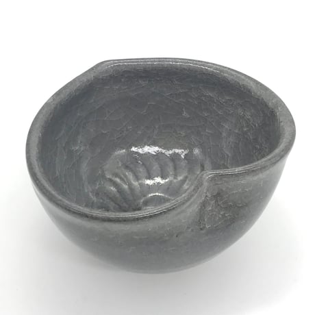 B23 猪目茶碗　薄氷(うすらい)　13.4×9.0cm