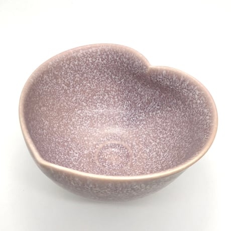 B149 猪目茶碗　紫苑珊瑚　14.2×7.9cm
