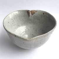 318 猪目茶碗　志野　12.0c×7.3cm