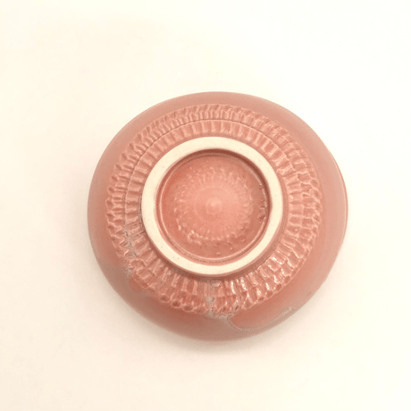 196   猪目茶碗　乙女色　10.1×6.3cm　小ぶり