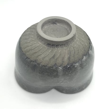 625 猪目茶碗　薄氷(うすらい)　12.8×8.5cm