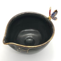 【Veliyanti様ご予約品Reserved】Q34 片口　蝶花　黒　12.5×9.0cm