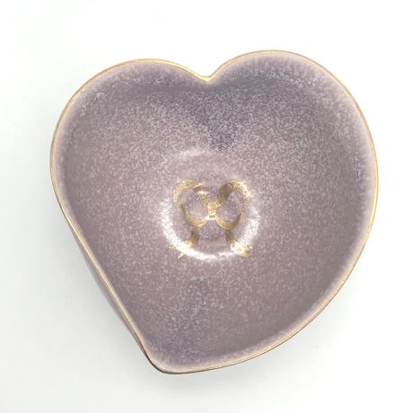 678 猪目茶碗　はなびら(紫苑珊瑚)+金リボン　12.8×8.7cm