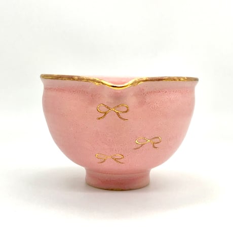 724　片口　撫子+金リボン　12.8×8.8cm