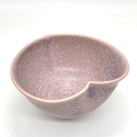 B149 猪目茶碗　紫苑珊瑚　14.2×7.9cm