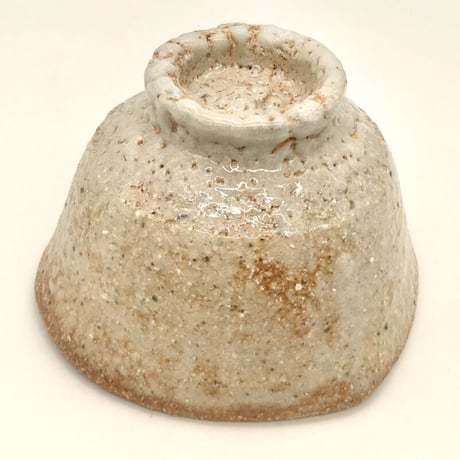 (茶45)　猪目茶碗　萩焼風志野　12.8×7.5cm