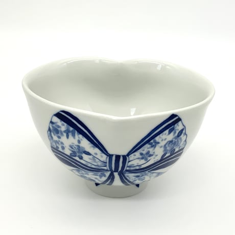 小野穣　猪目茶碗　はなびら　紫苑珊瑚　茶碗　桜　桐箱　箱付き 小野穣 猪目茶碗 はなびら 紫苑珊瑚 茶碗 桜 桐箱 箱付き