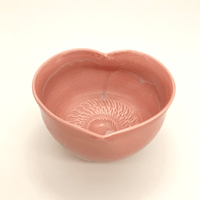 196   猪目茶碗　乙女色　10.1×6.3cm　小ぶり